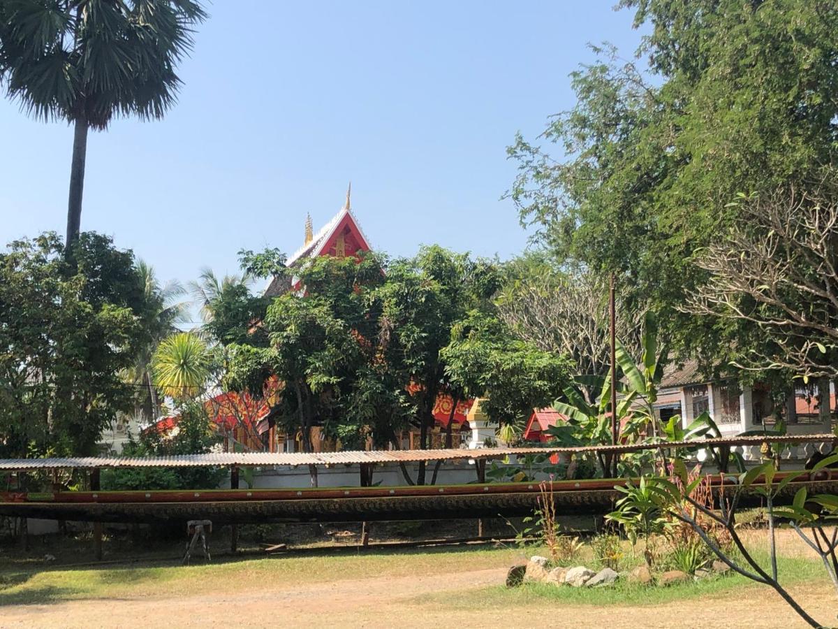 On The Mekong Resort Luang Prabang Exterior photo