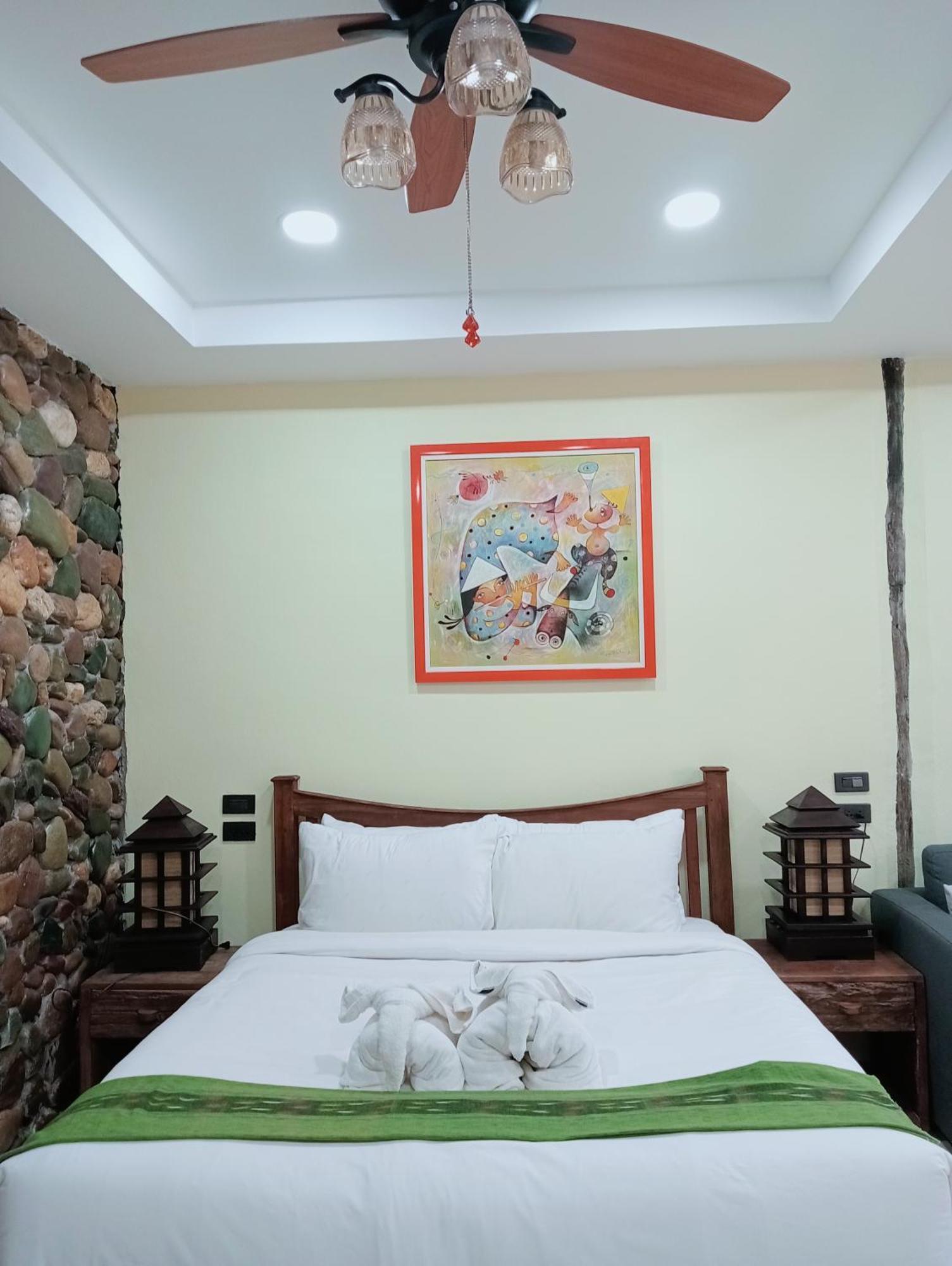 On The Mekong Resort Luang Prabang Exterior photo