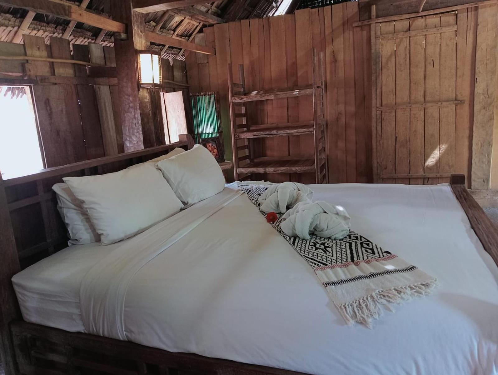 On The Mekong Resort Luang Prabang Room photo